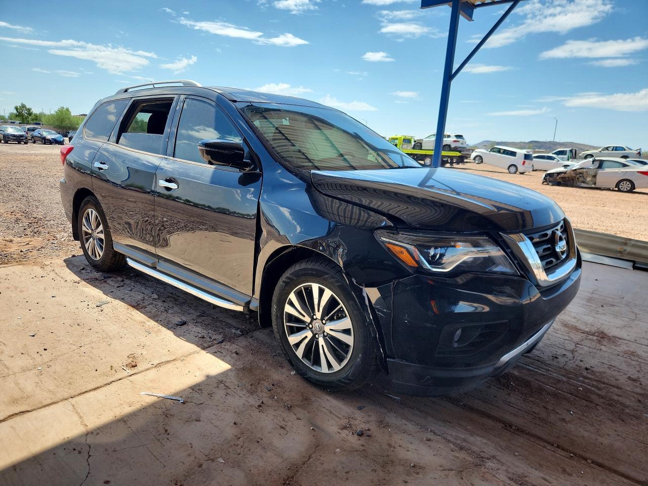2017 Nissan Pathfinder Sl - Фото 4