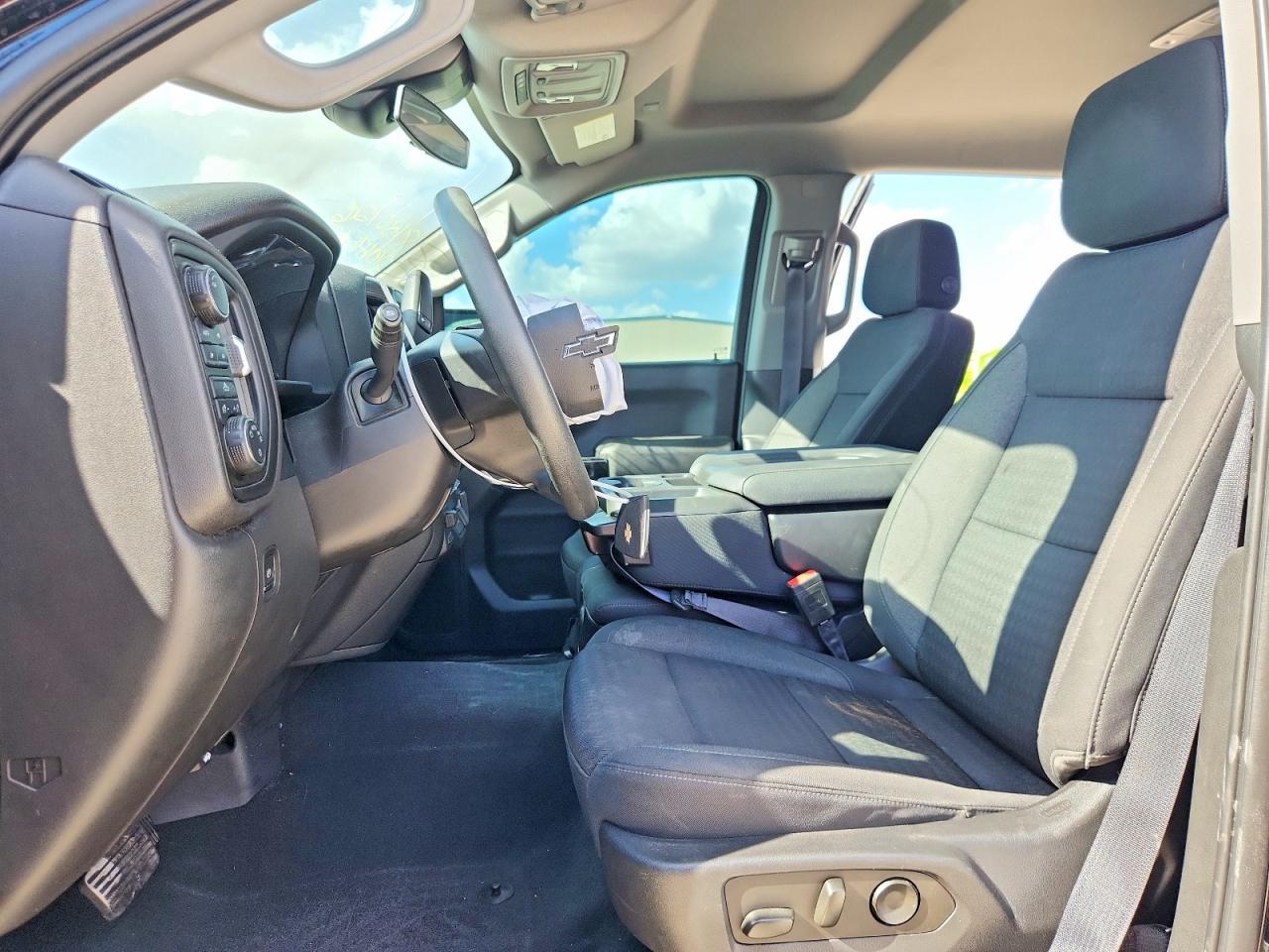2023 Chevrolet Silverado K1500 Trail Boss Custom - Image 7