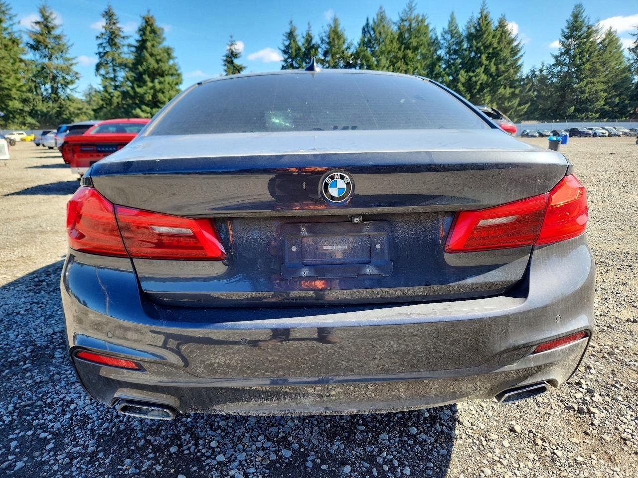 2017 BMW 540 I - Фото 6