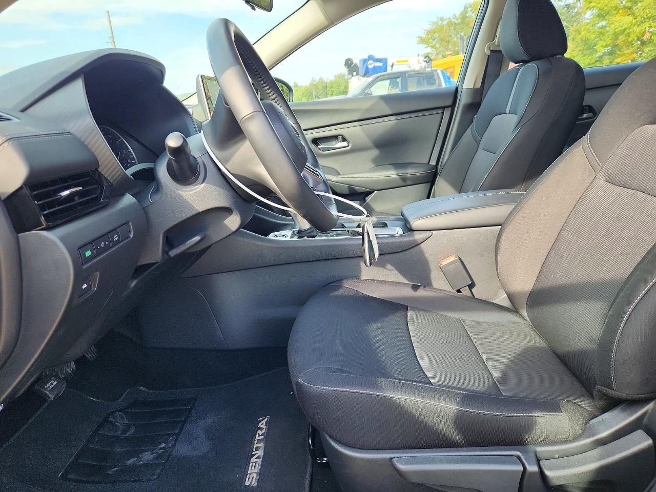 2025 Nissan Sentra Sv - Image 7