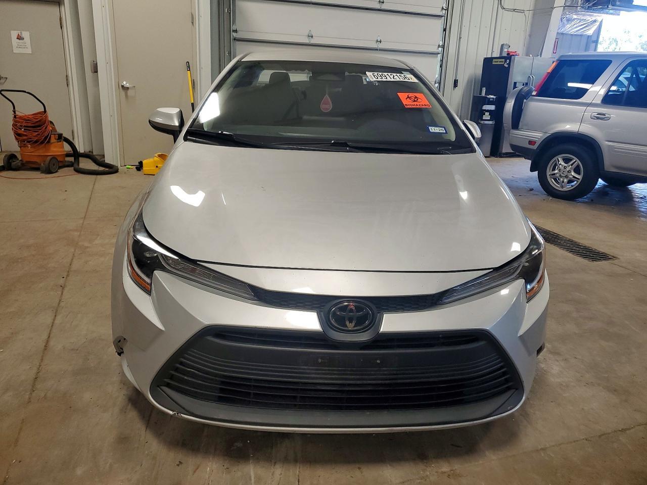 2023 Toyota Corolla Le - Image 5