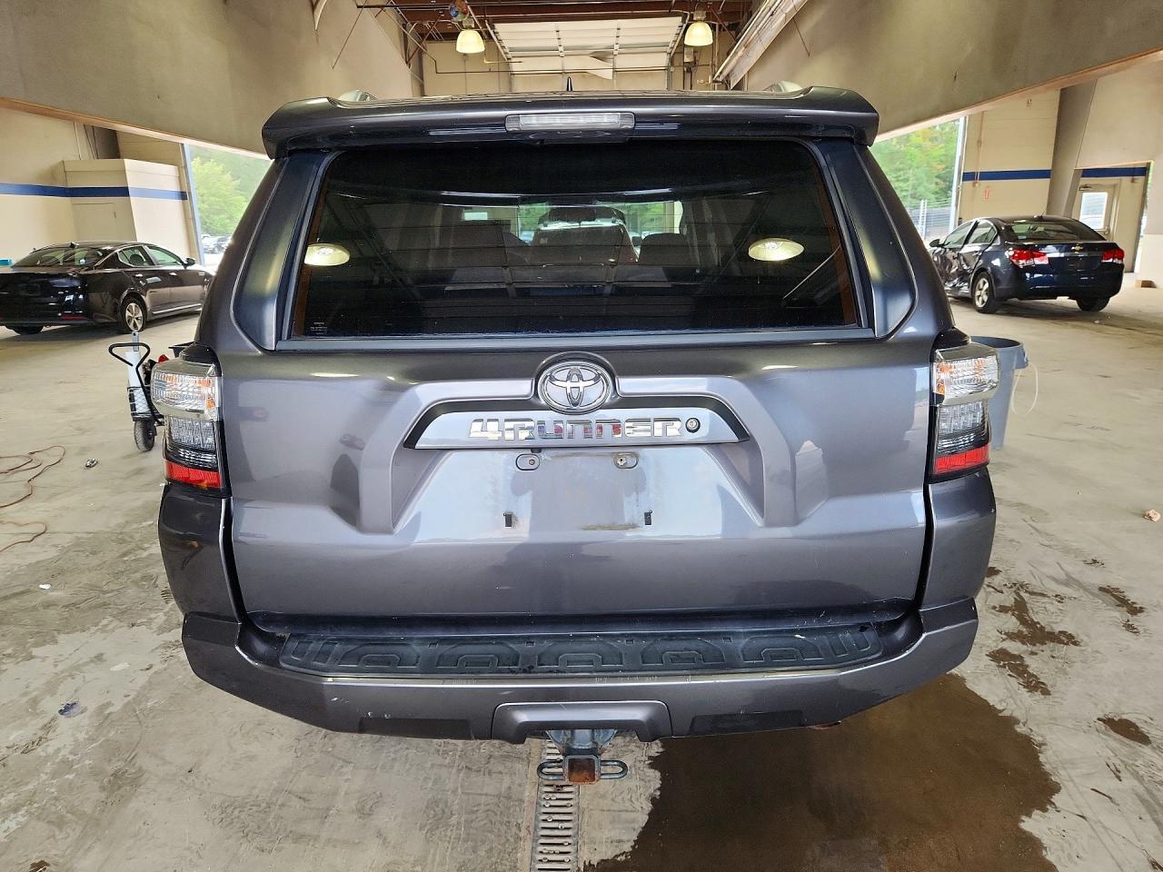 2016 Toyota 4Runner Sr5 Premium - Image 6