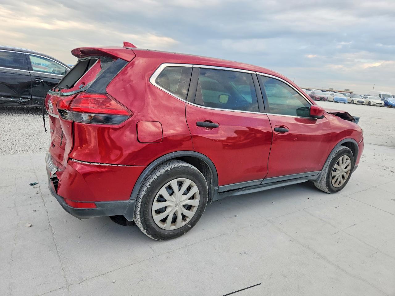 2017 Nissan Rogue S - Фото 3