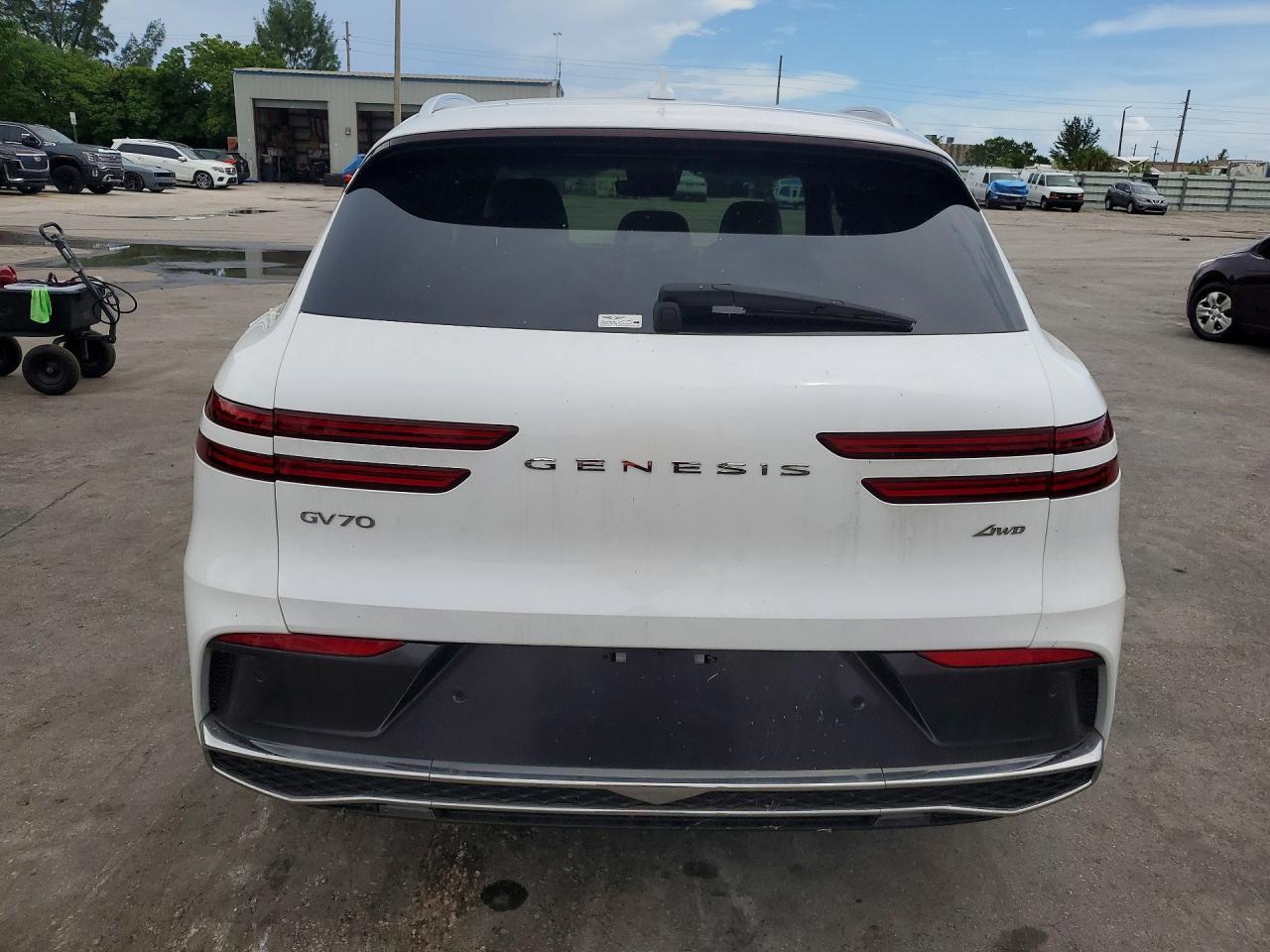 2026 Genesis Gv70 Advanced - Image 6
