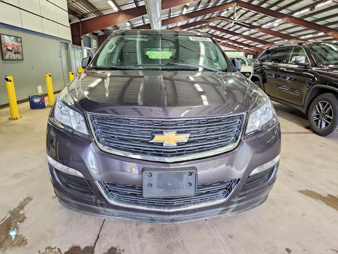2016 Chevrolet Traverse Ls - Фото 5