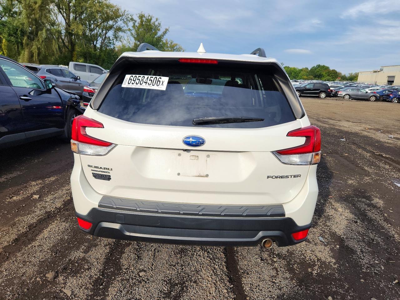 2019 Subaru Forester Limited - Image 6