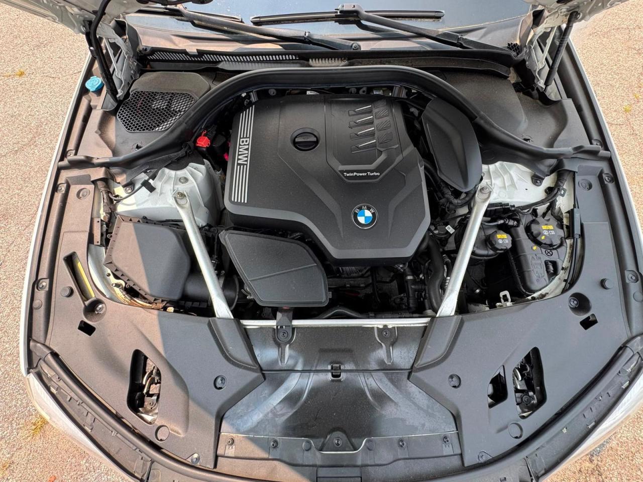 2020 BMW 530 Xi - Фото 7