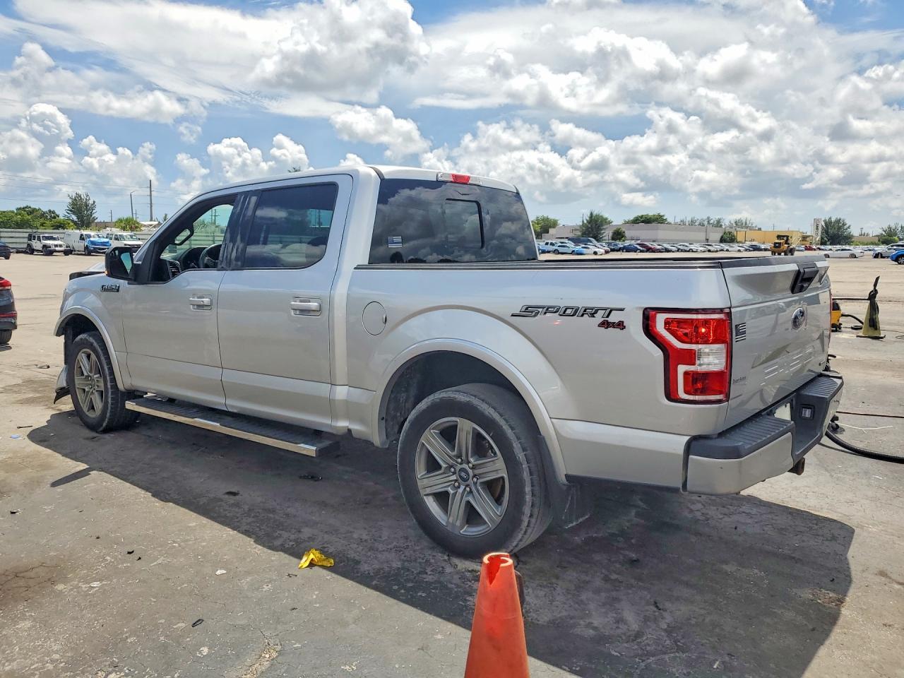 2019 Ford F150 Supercrew - Фото 2