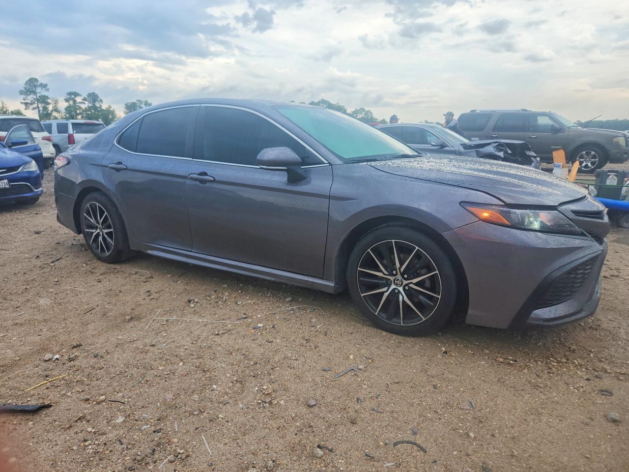 2023 Toyota Camry Se - Фото 4