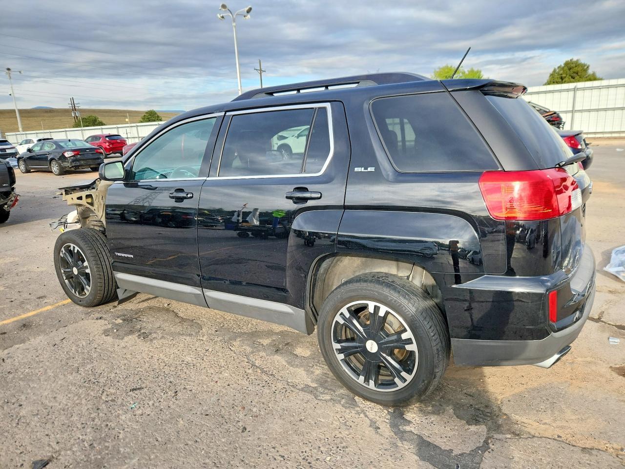 2017 GMC Terrain Sle - Image 2