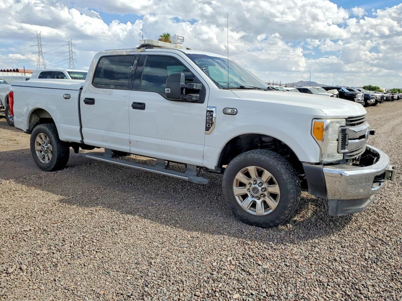 2017 Ford F250 Super Duty - Фото 4