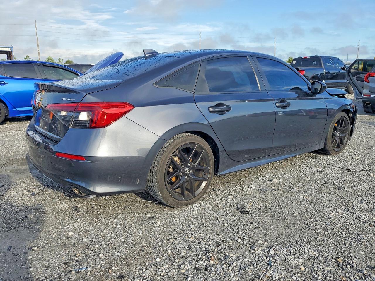 2023 Honda Civic Sport - Фото 3