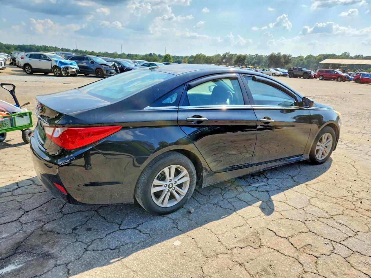 2014 Hyundai Sonata Gls - Image 3