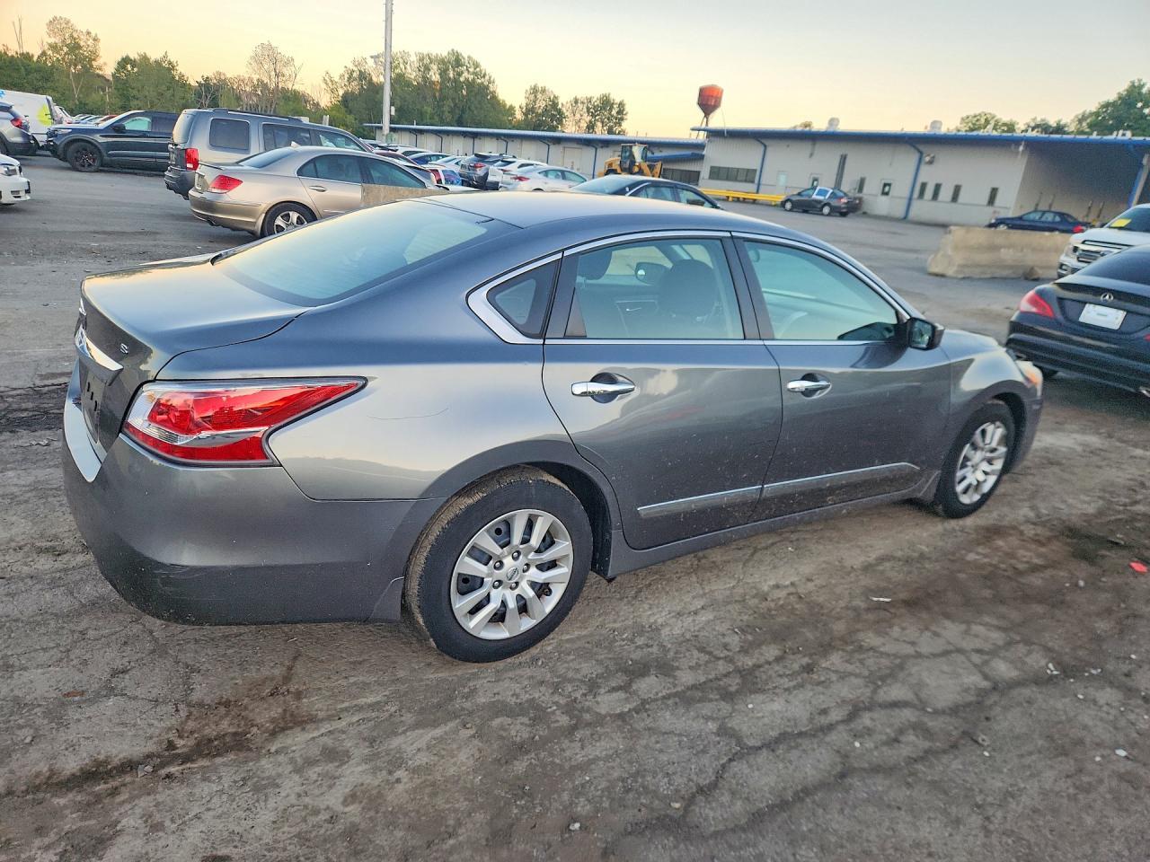 2015 Nissan Altima 2.5 S - Фото 3