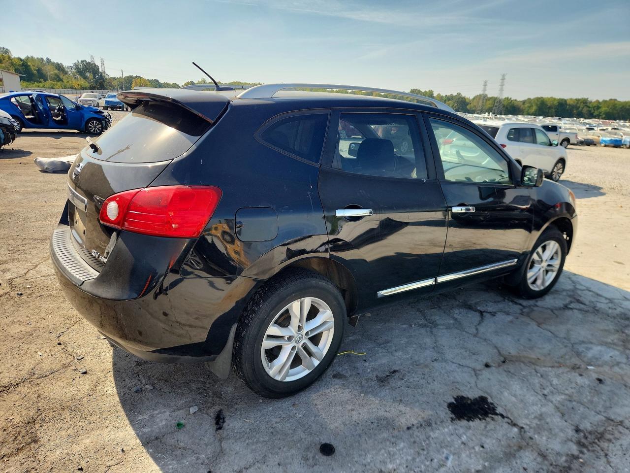 2012 Nissan Rogue S - Фото 3