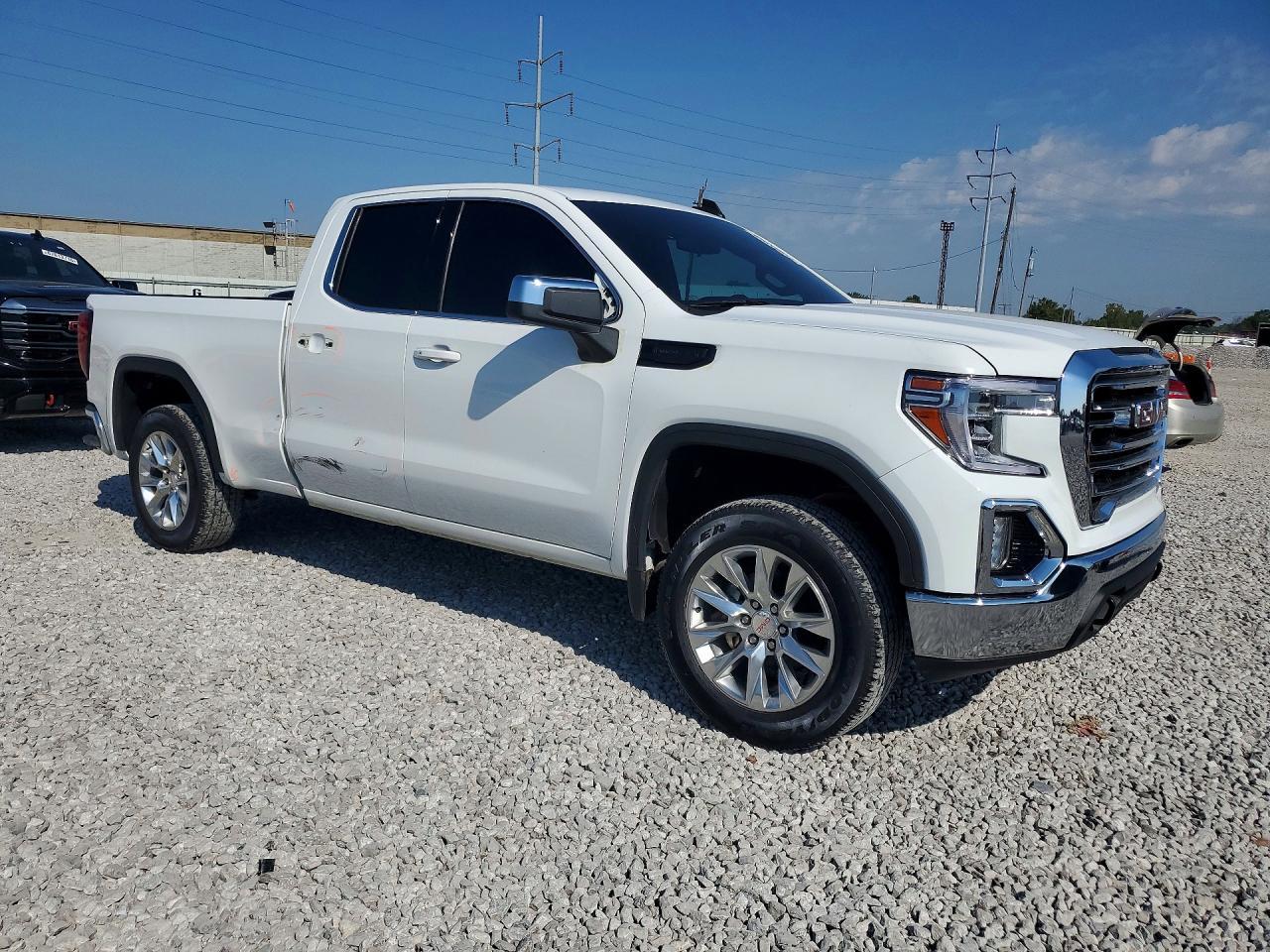 2020 GMC Sierra K1500 Sle - Image 4