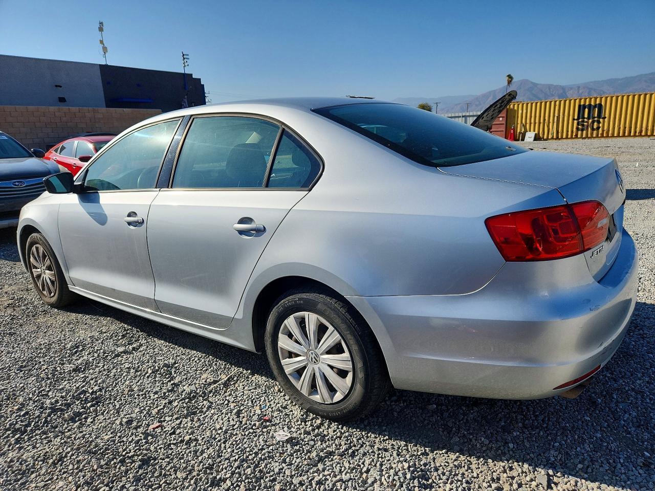 2012 Volkswagen Jetta Base - Фото 2