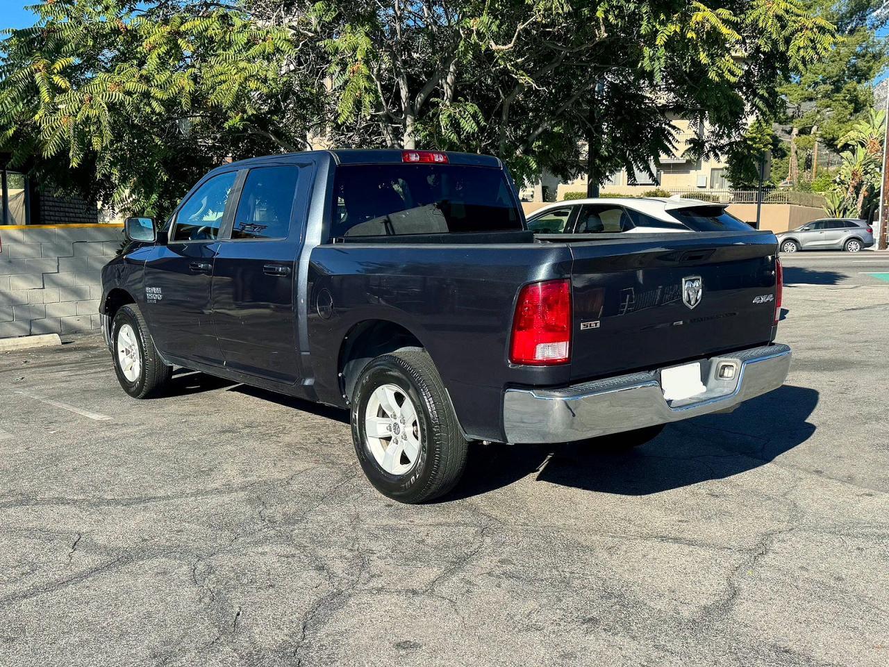 2021 Ram 1500 Classic Slt - Фото 3