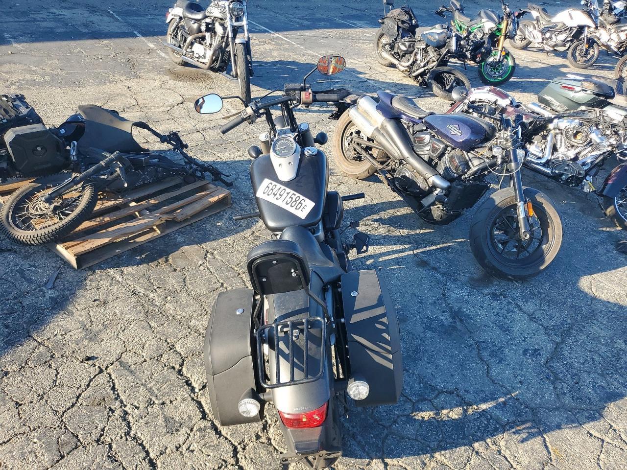 2013 Honda Vt750 C2B - Image 6