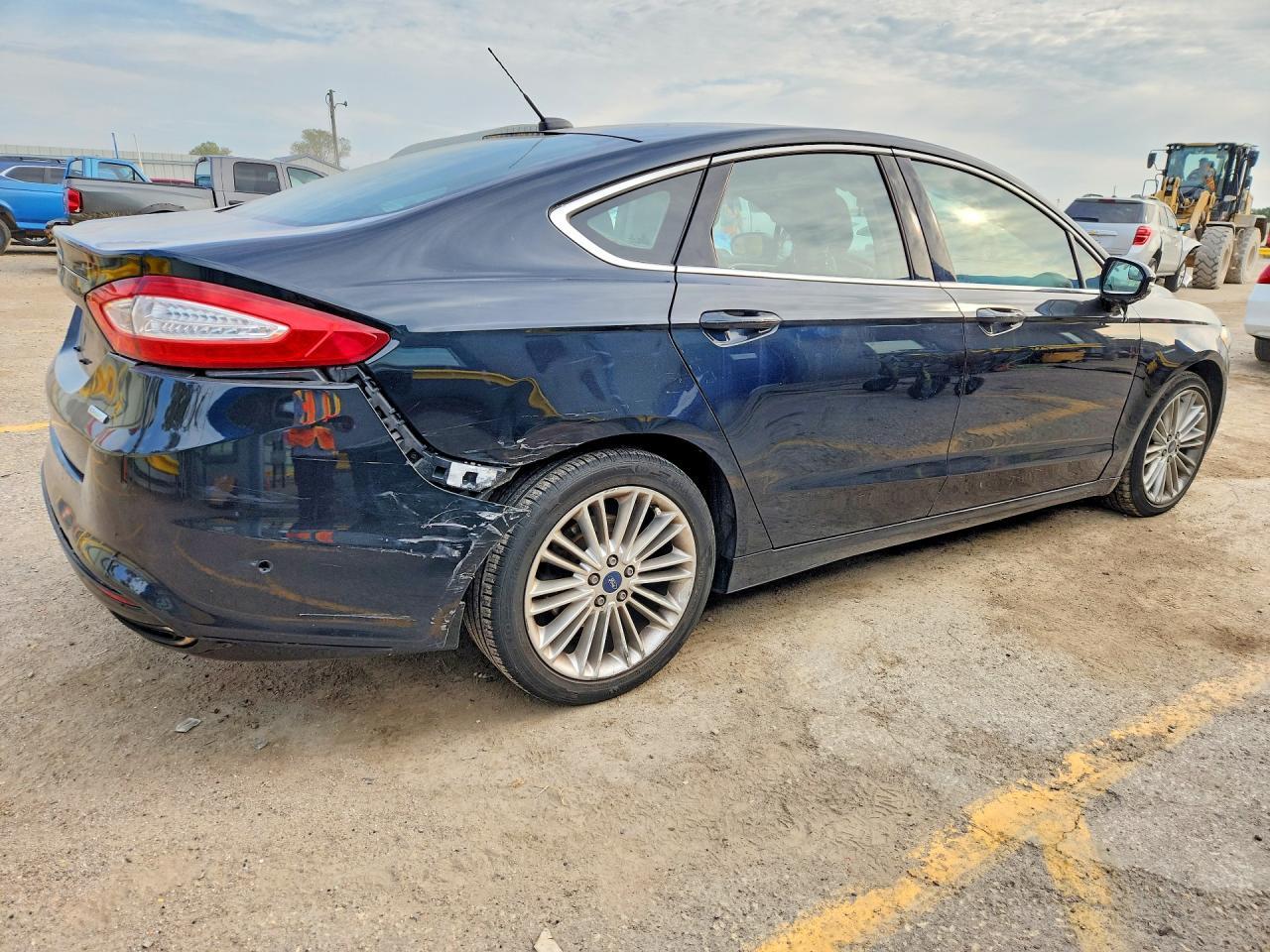 2014 Ford Fusion Se - Фото 3