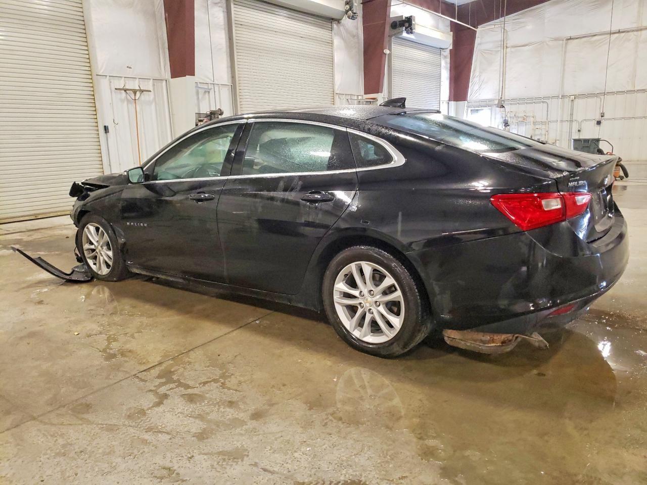 2016 Chevrolet Malibu Lt - Image 2