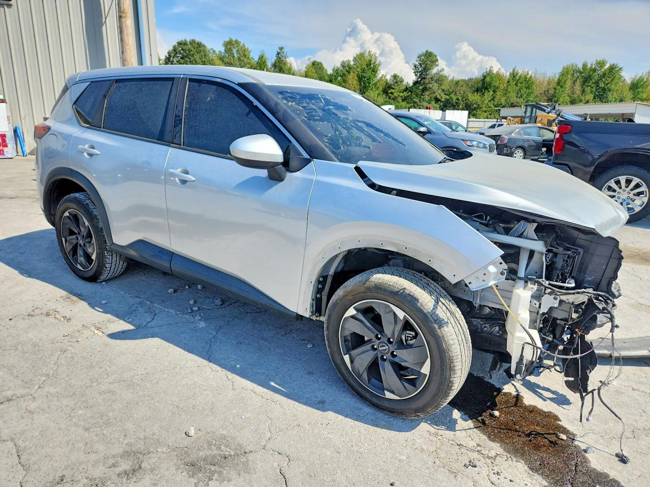2024 Nissan Rogue Sv - Image 4