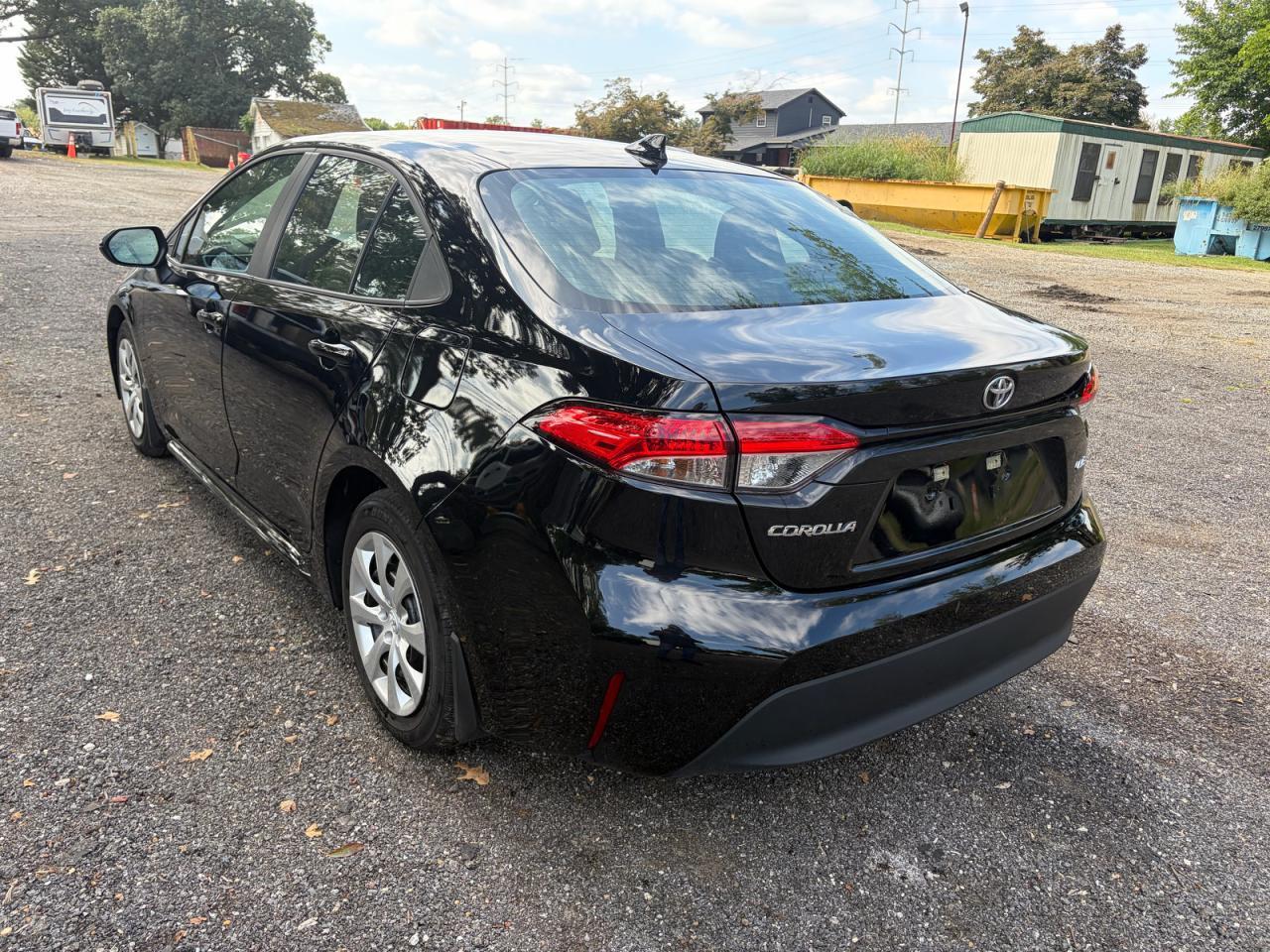 2025 Toyota Corolla Le - Image 3