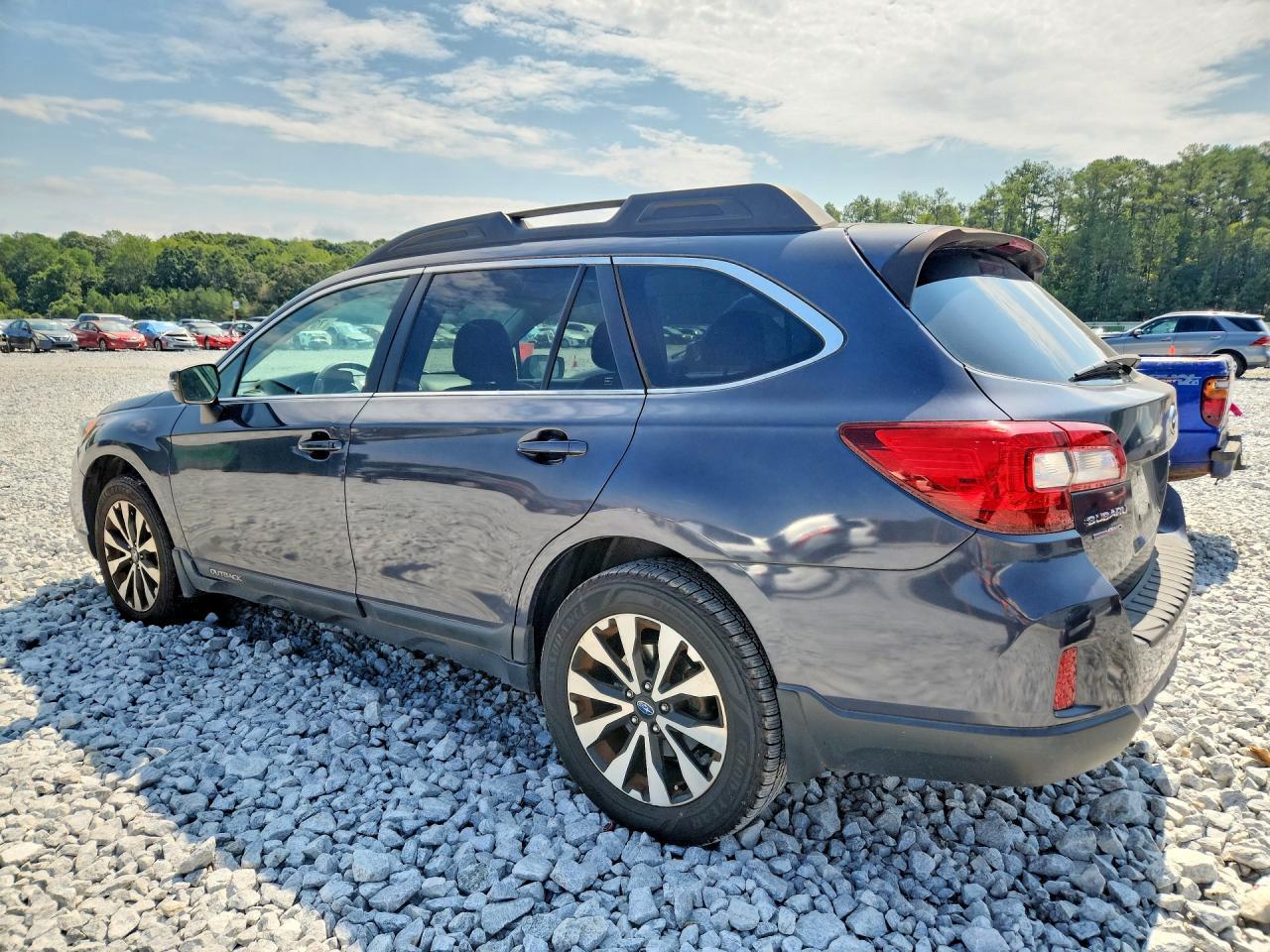 2015 Subaru Outback 3.6R Limited - Фото 2