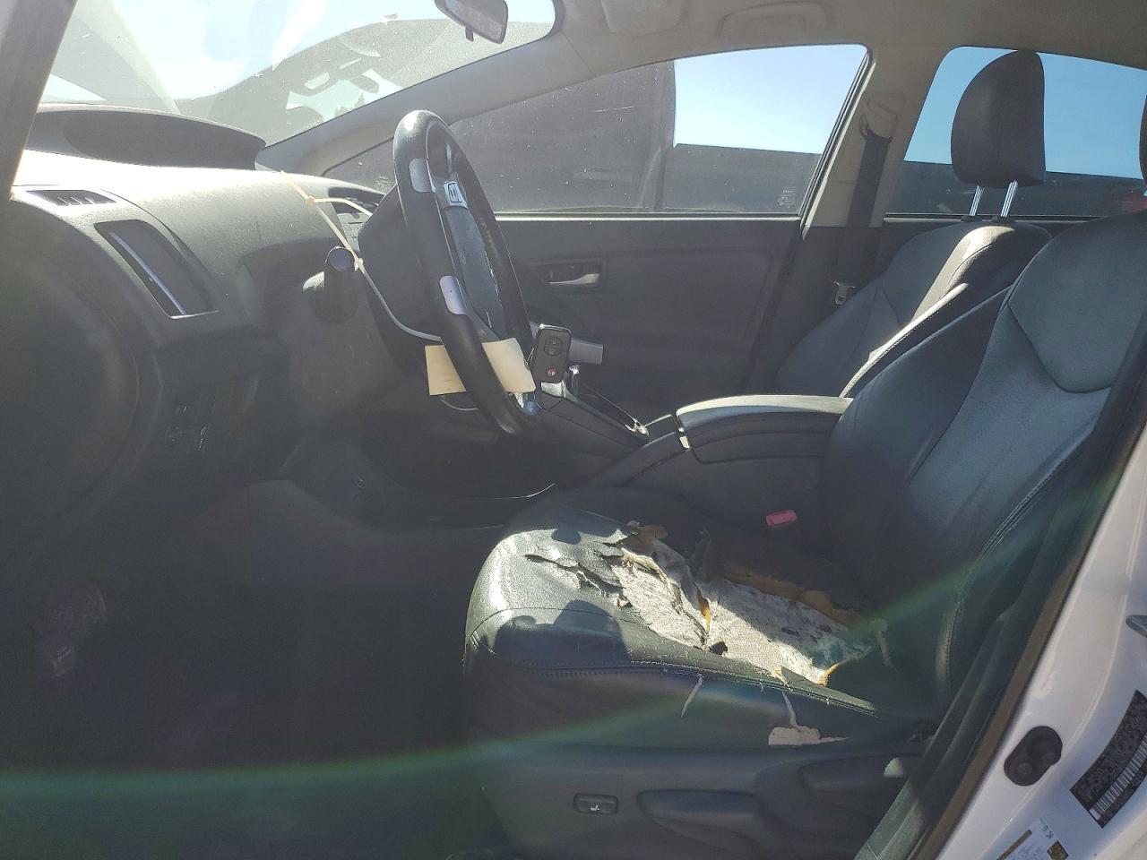 2013 Toyota Prius Persona Series Se - Image 7