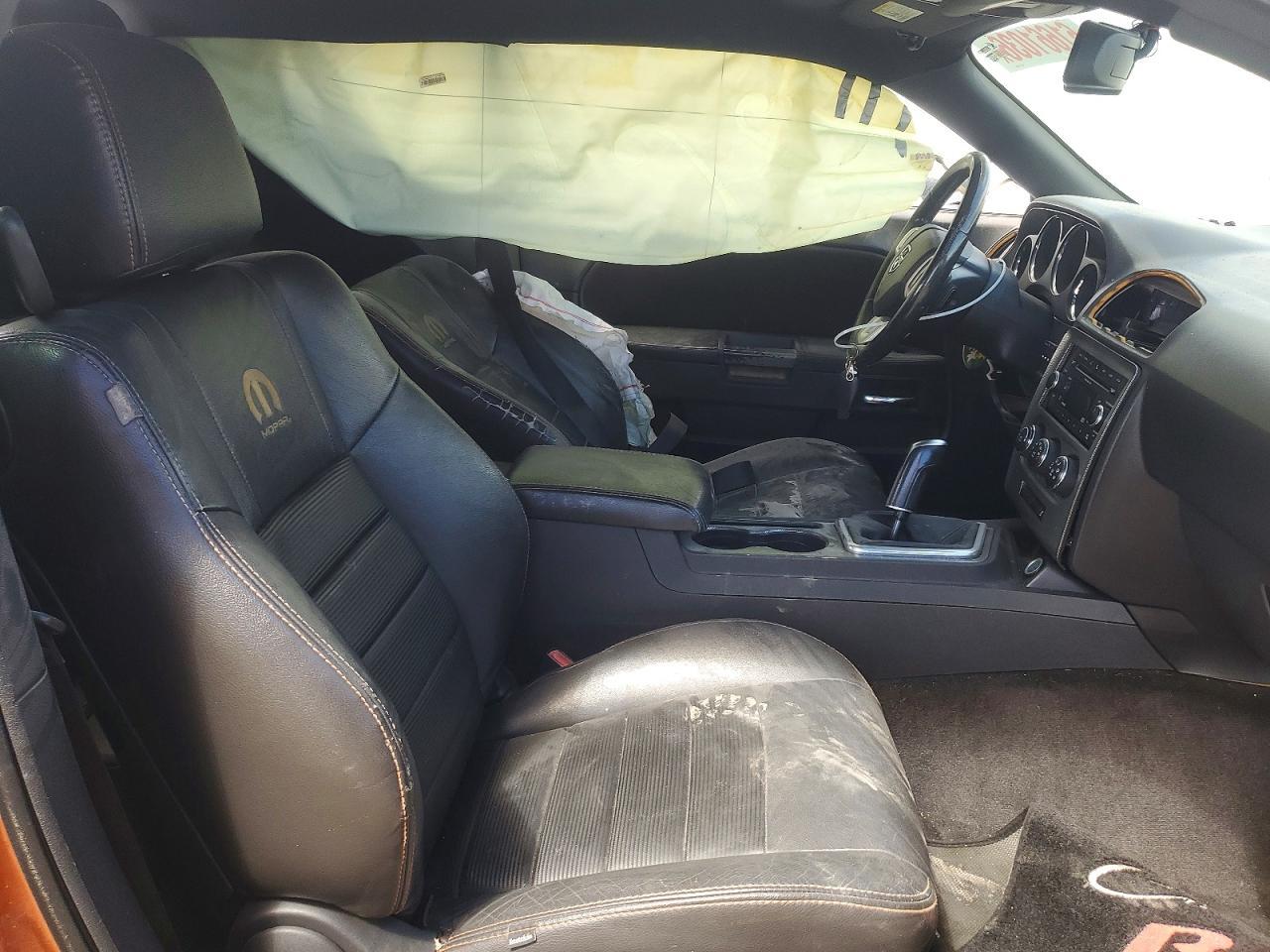2011 Dodge Challenger R/T - Image 7