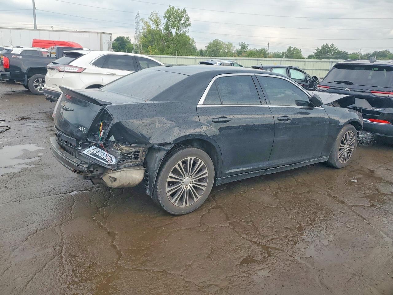 2013 Chrysler 300 S - Фото 3