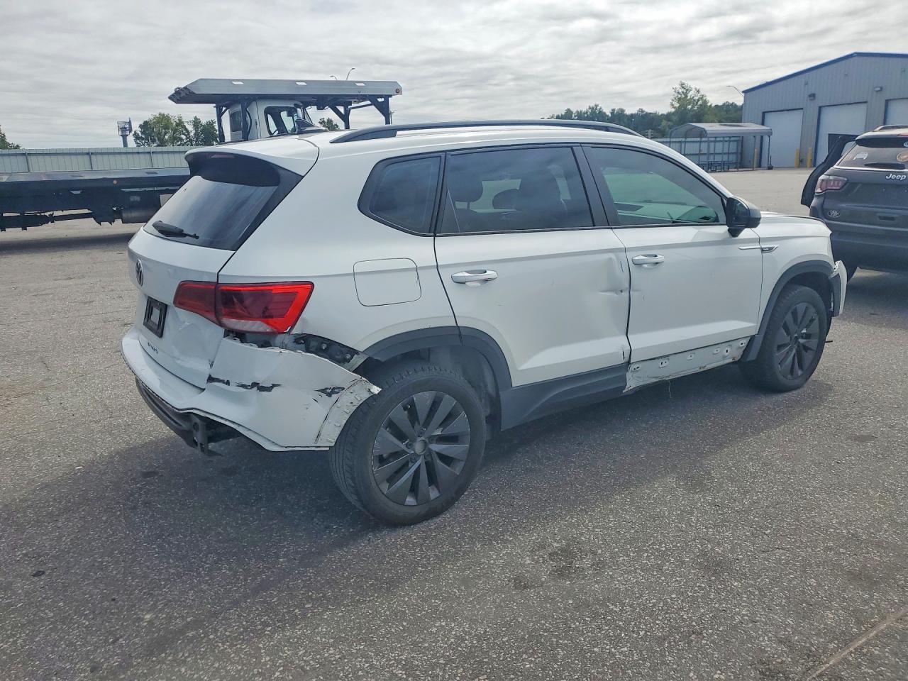 2023 Volkswagen Taos S - Фото 3