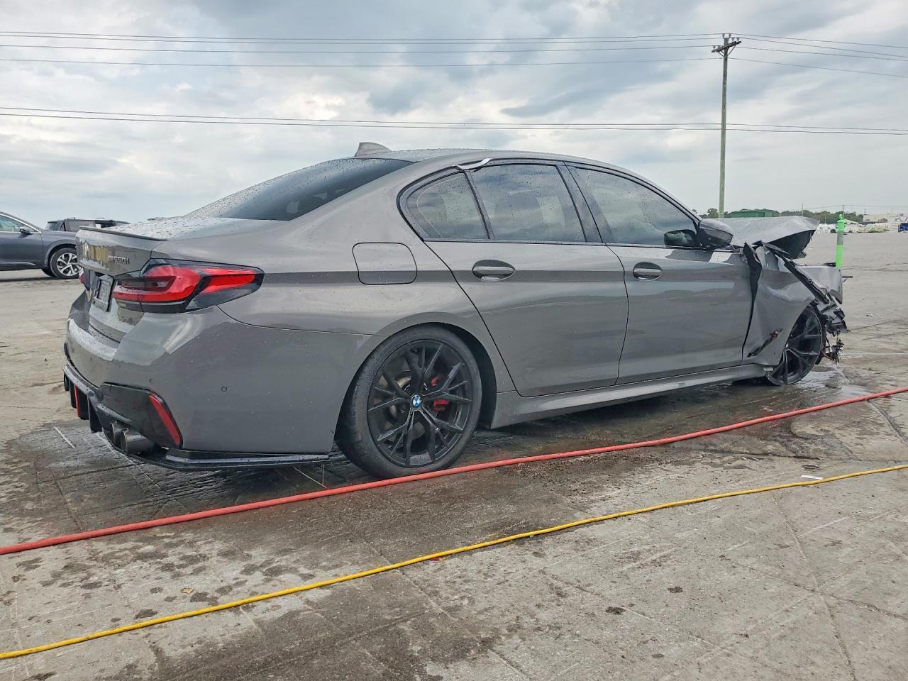2021 BMW M550Xi - Фото 3