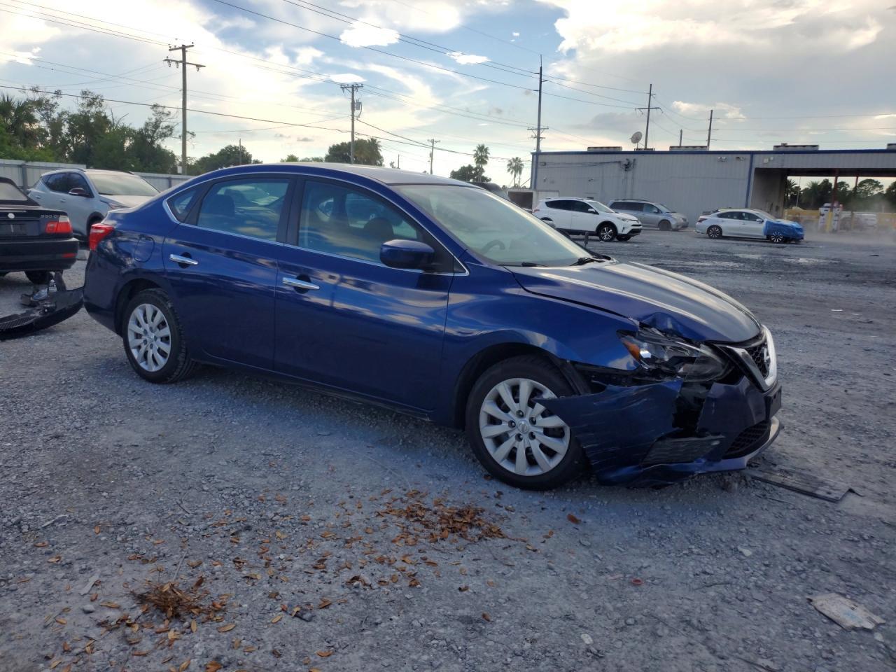 2019 Nissan Sentra S - Фото 4
