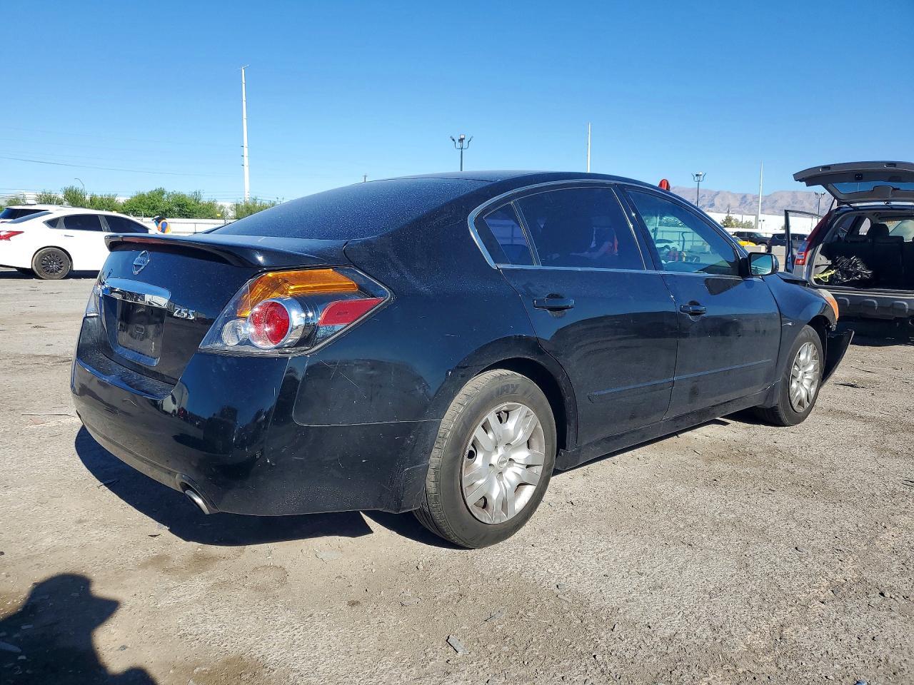 2012 Nissan Altima 2.5 - Фото 3