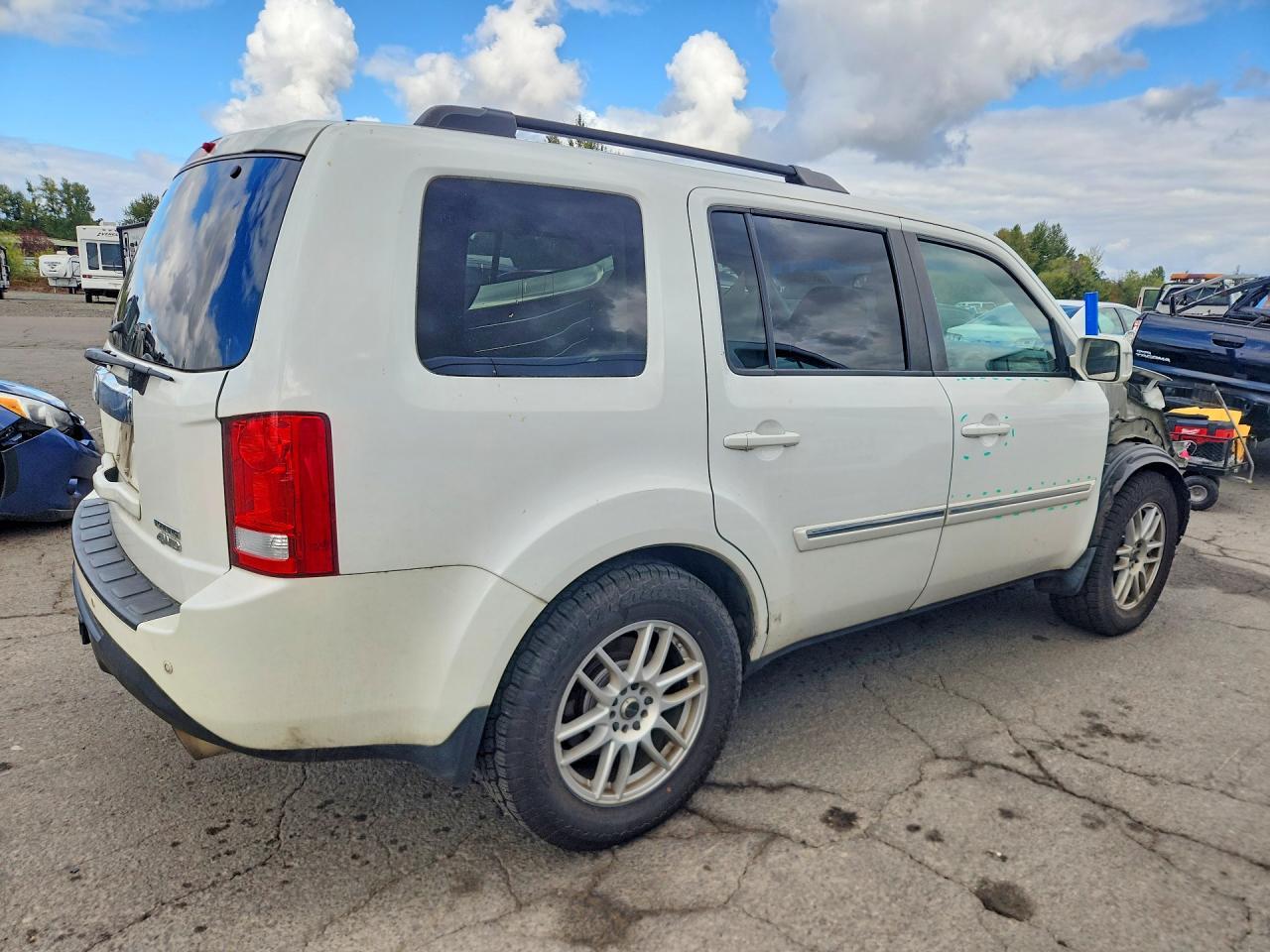 2012 Honda Pilot Touring - Image 3