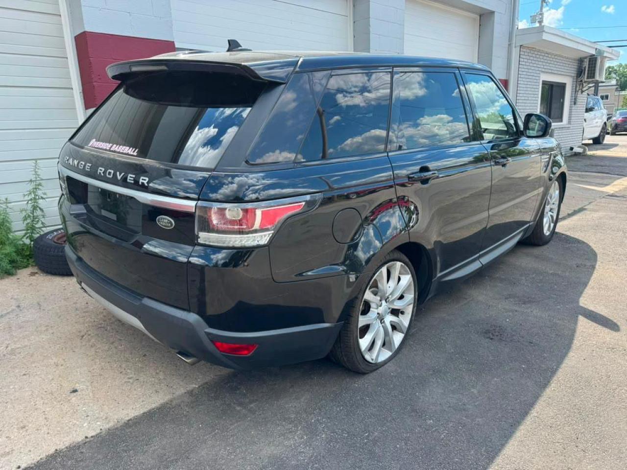 2016 Land Rover Range Rover Sport Hse - Image 4