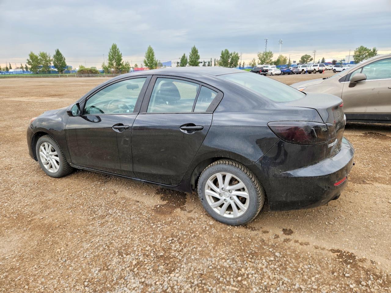 2012 Mazda 3 I - Image 2