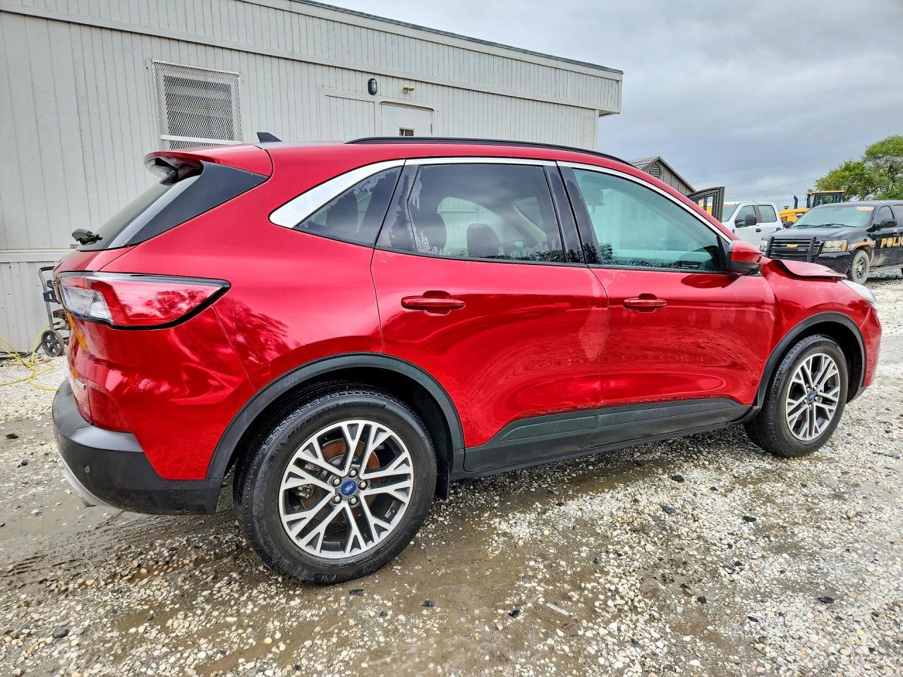 2020 Ford Escape Sel - Фото 3
