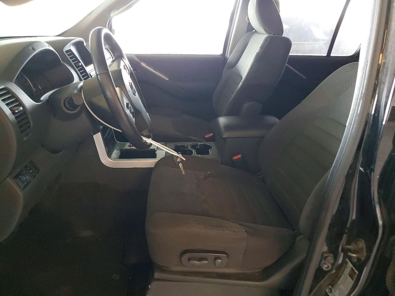 2012 Nissan Pathfinder S - Фото 7