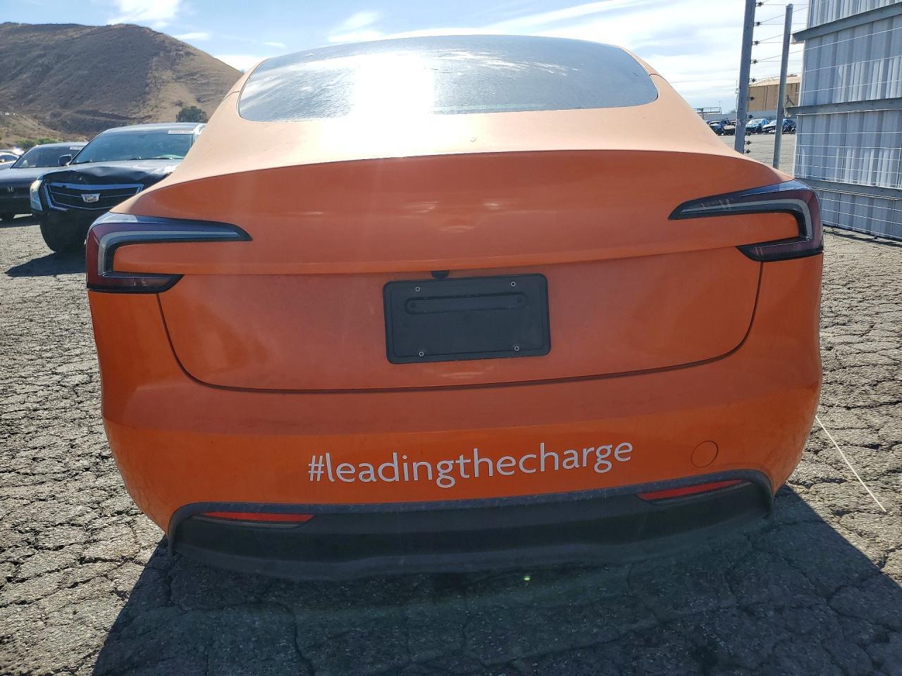 2024 Tesla Model 3 - Фото 6