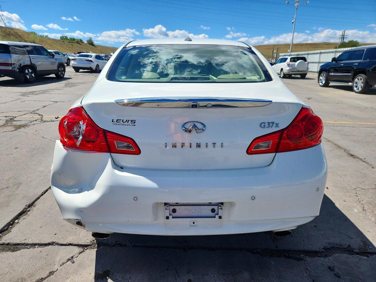 2011 Infiniti G37 Sedan X - Image 6