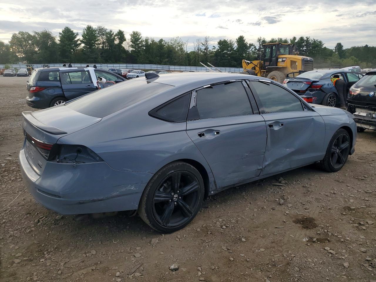 2024 Honda Accord Hybrid Sport-L - Фото 3