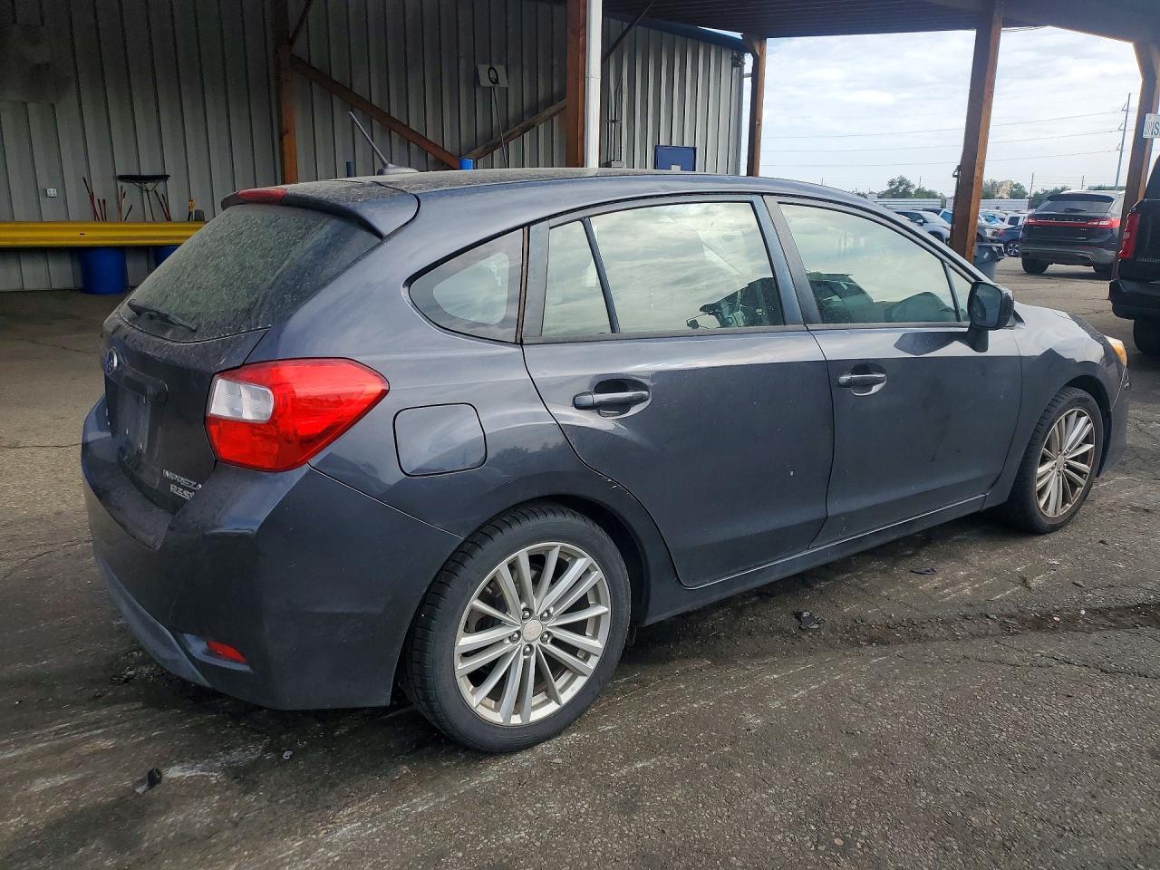 2012 Subaru Impreza Premium - Фото 3