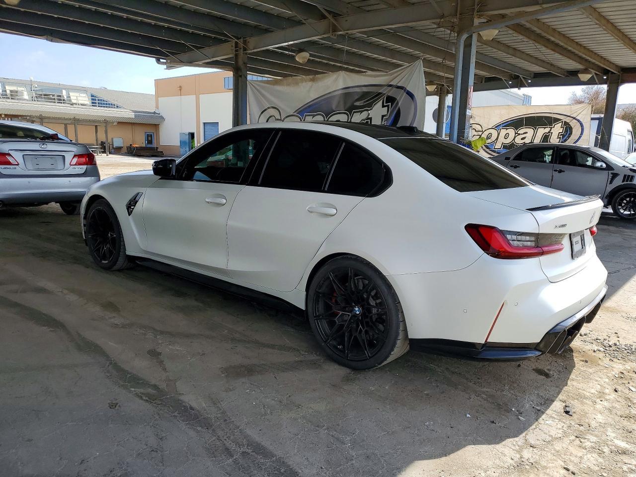 2024 BMW M3 Competition - Фото 2