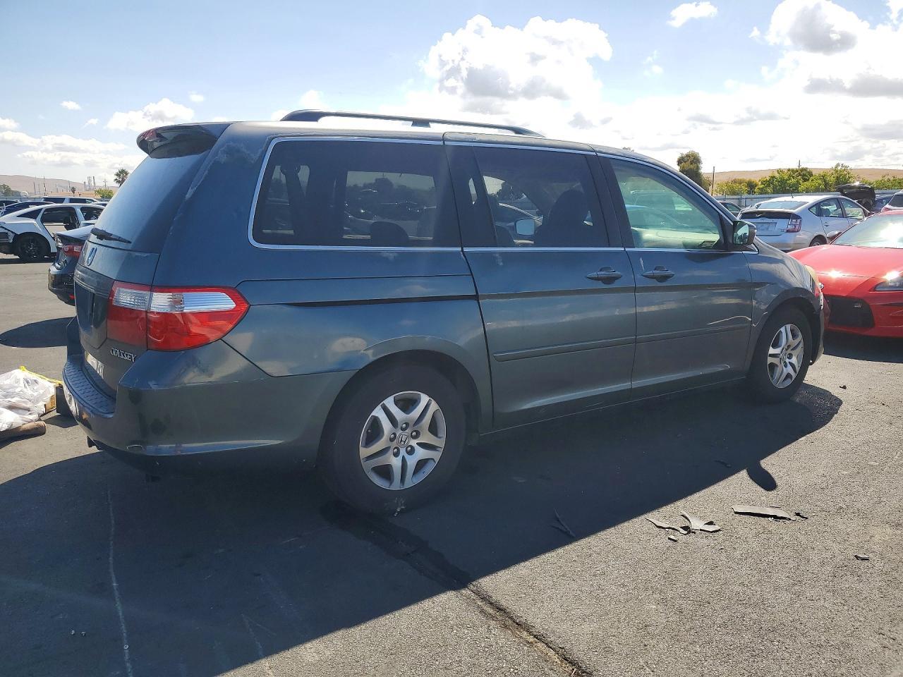 2005 Honda Odyssey Exl - Image 3
