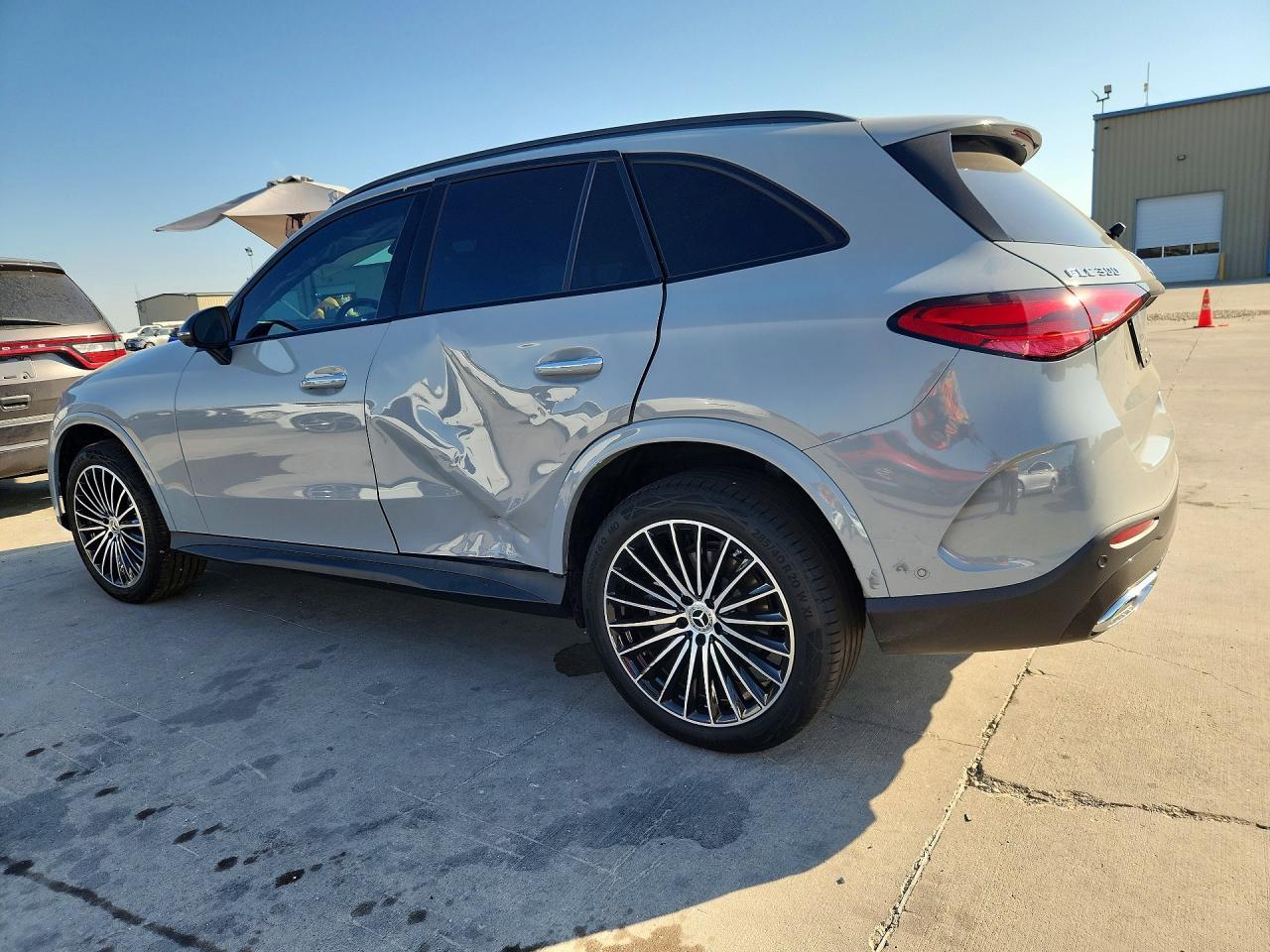 2026 Mercedes-Benz Glc 300 4Matic - Image 2