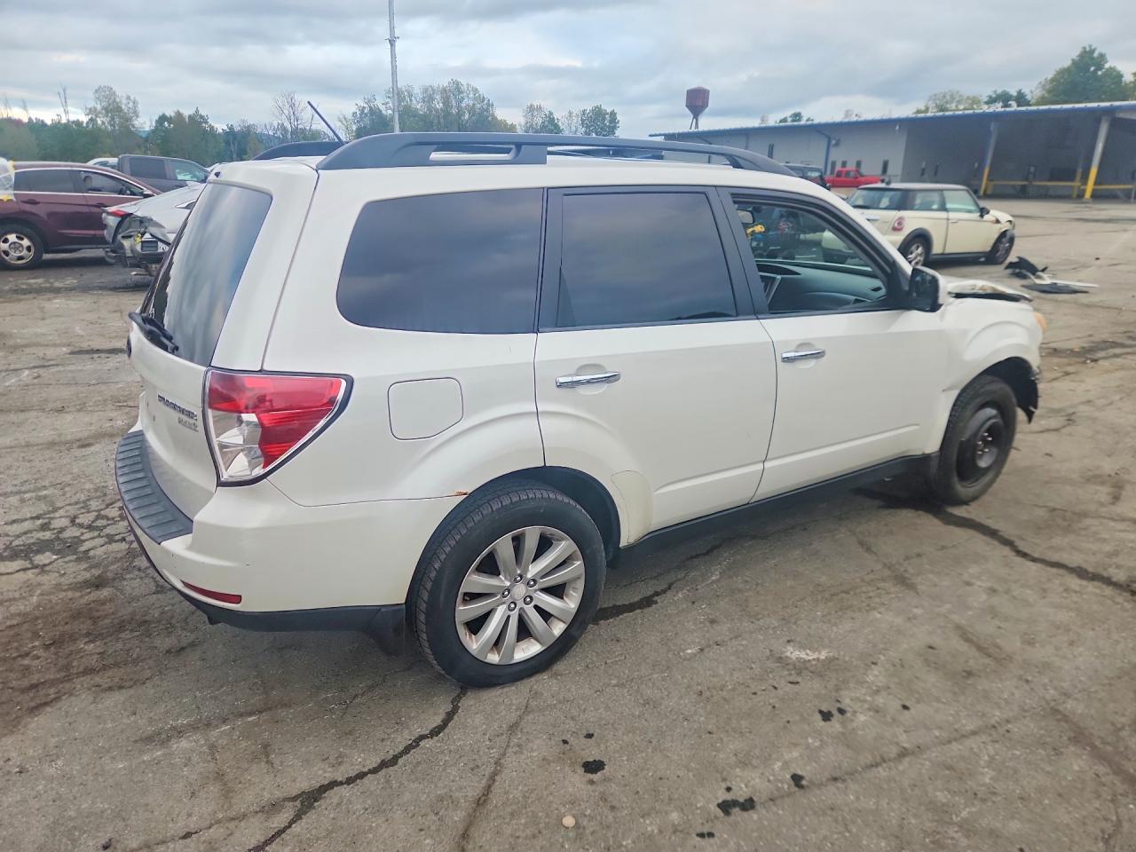 2011 Subaru Forester 2.5X Premium - Фото 3