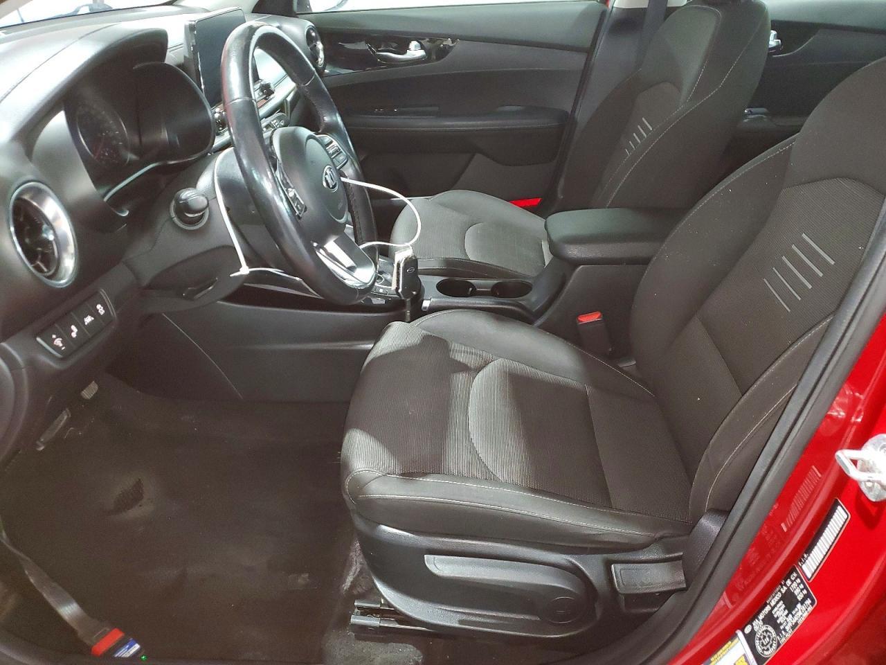 2021 Kia Forte Ex - Image 7