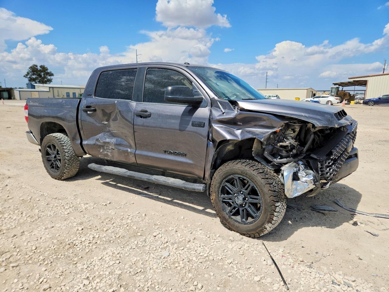 2018 Toyota Tundra Crewmax Sr5 - Image 4